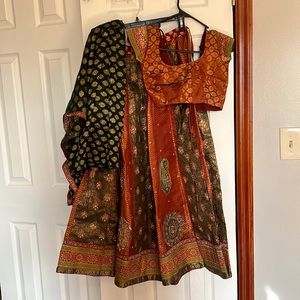 Beautiful Silk Brocade Indian Wedding Bridal Lehenga Half Sari